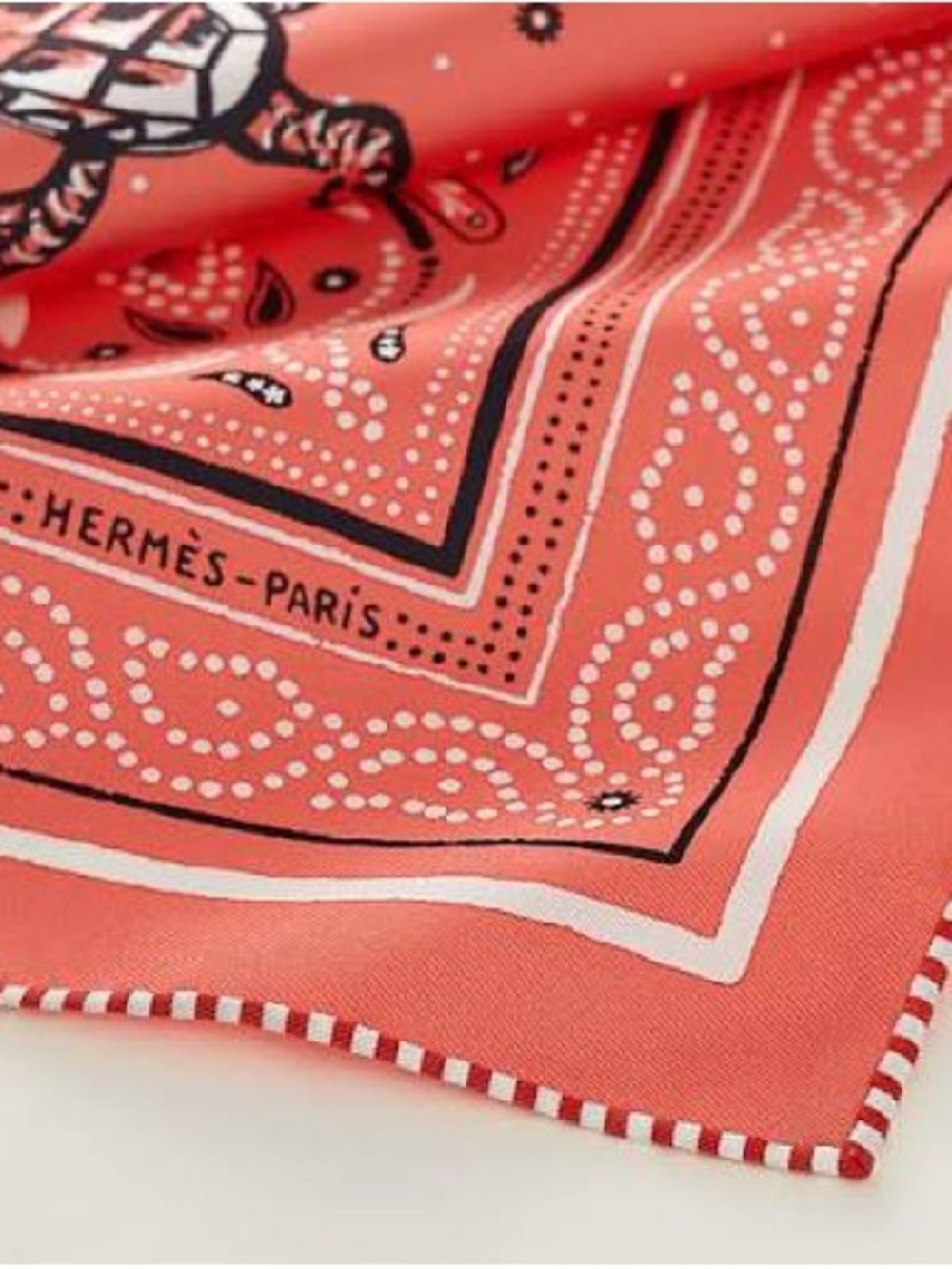 Hermès Silk Scarf | Les Tortues Bandana 55 cm | Color Rose Thé | NEW - Picture 2 of 5